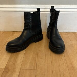 Danassa Leather lug sole moto boots size 10